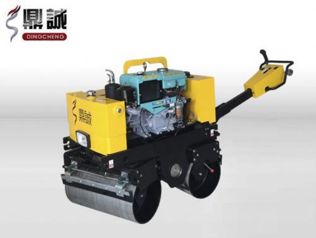 點擊查看詳細信息<br>標題：DC-840-I全液壓手扶雙鋼輪壓路機 閱讀次數：14844