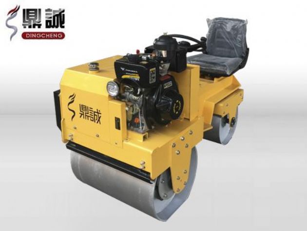 點擊查看詳細信息<br>標題：DC850C座駕式壓路機 閱讀次數：15650